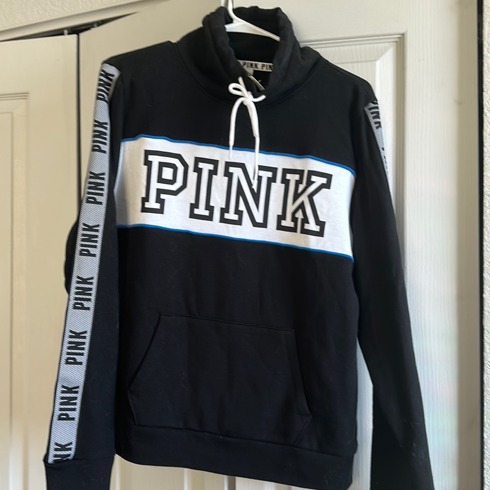 Victoria Secret Pink pull over hoodie Size large Blk NWT